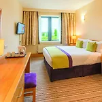 House Hotel