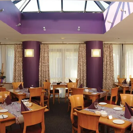 House Hotel 3*